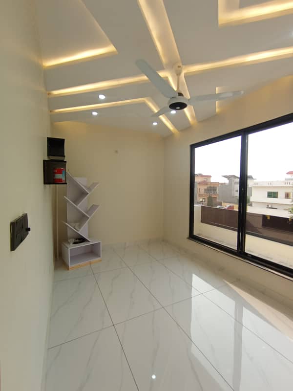 8 MARLA BRAND NEW HOUSE FOR SALE in FAISAL TOWN BLOCK A 13