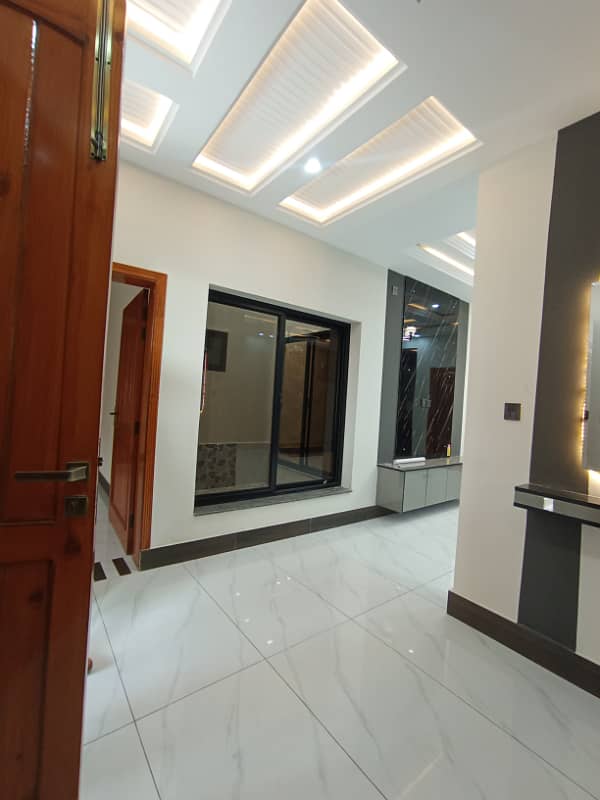 8 MARLA BRAND NEW HOUSE FOR SALE in FAISAL TOWN BLOCK A 21