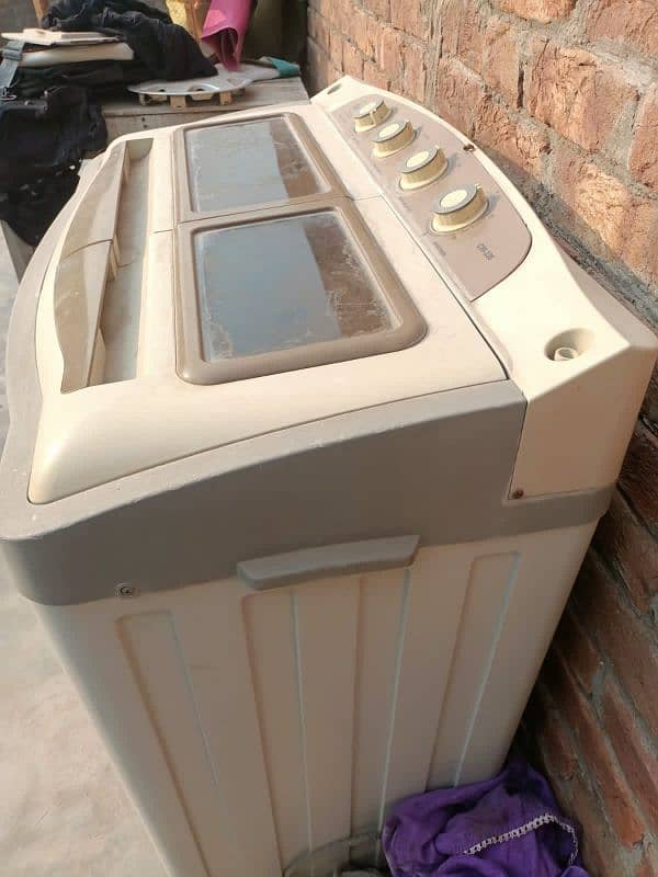 super asia dryer And washing Mashine good condition 7