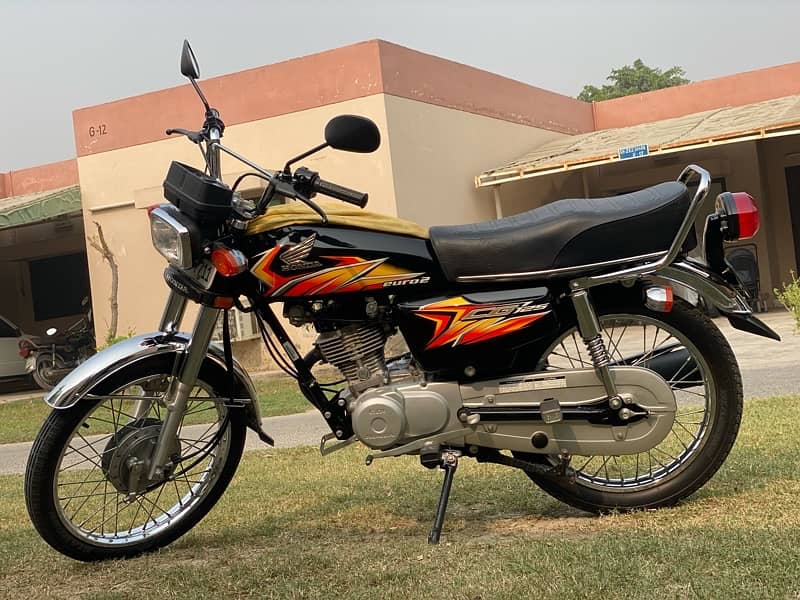 Honda CG 125. Scratchless. Excellent Condition. 0