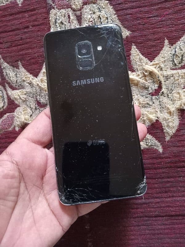 sharp Aquas r2 touch glass crack non pta or galaxy A8 jus board dead 3