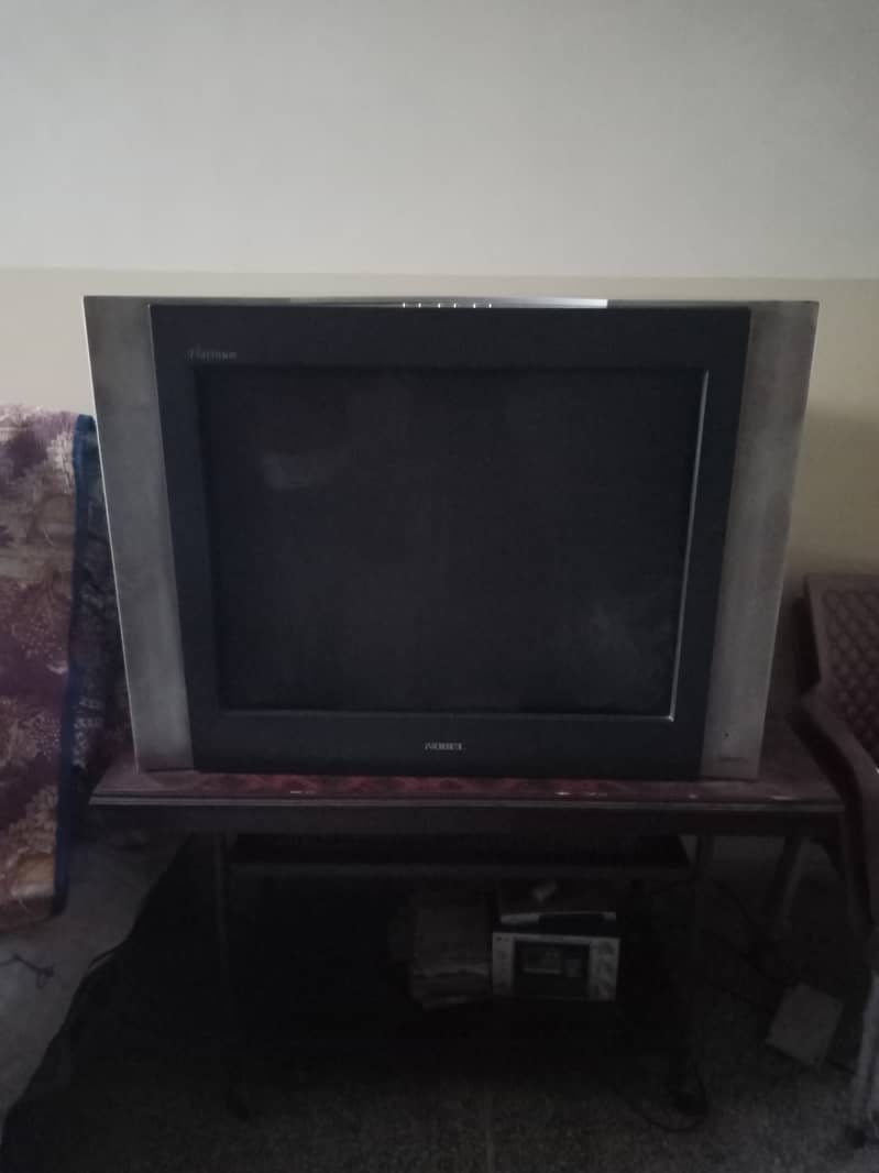 Nobel 34 inch Flatron Tv With Woofer Speaker 11