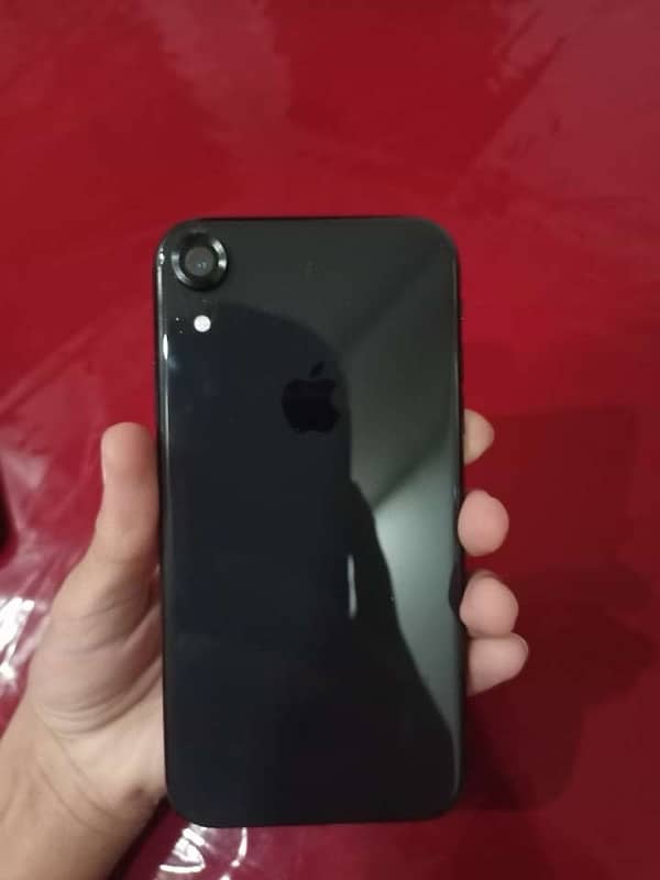 iPhone XR 10/10 condition 1