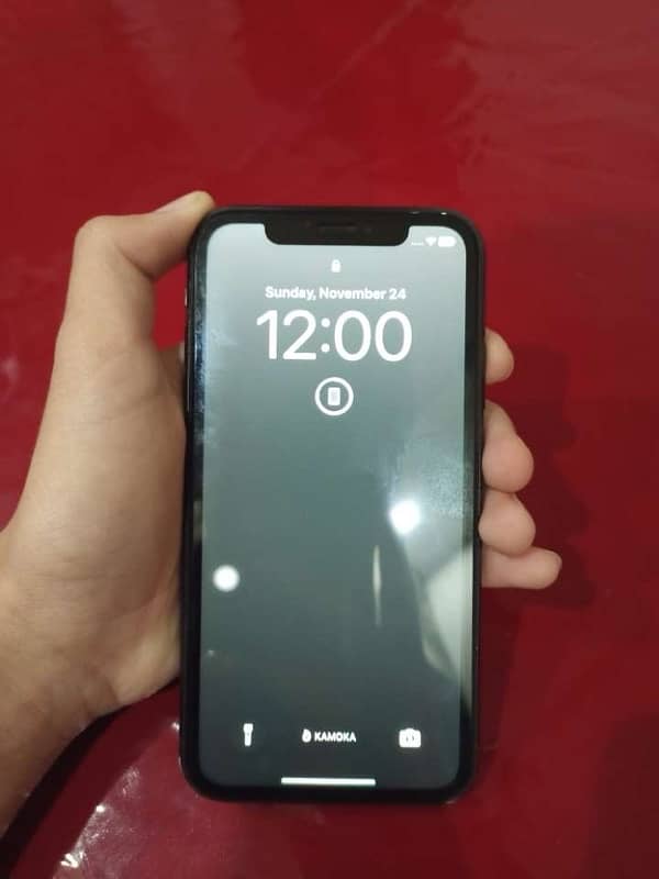 iPhone XR 10/10 condition 3