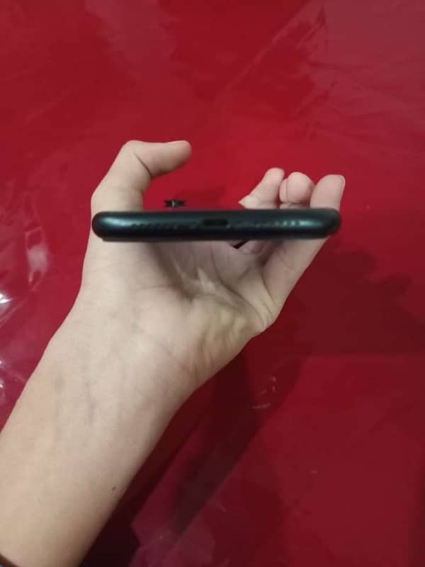 iPhone XR 10/10 condition 5