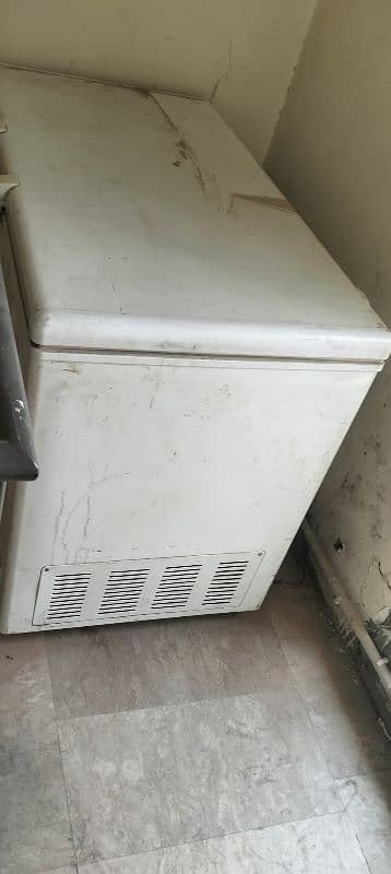 Haier D Freezer HDF-405SD 1