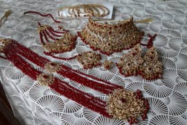 Complete premium quality barat bridal jewellery set.