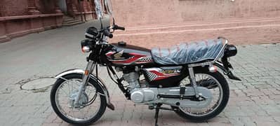 Honda 125 2024 model black color for sale