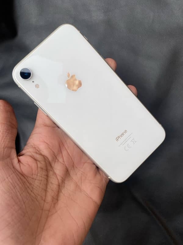 iPhone xr 64 Gb 2