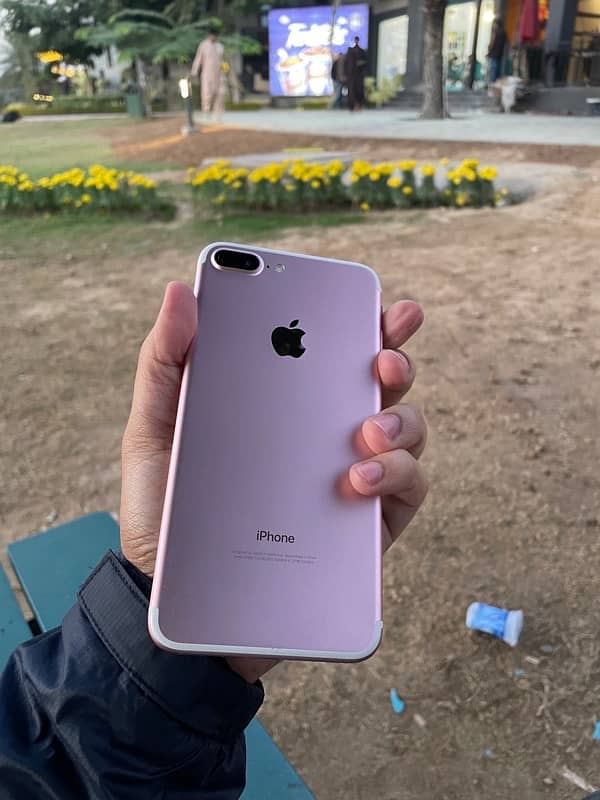 Iphone 7 plus PTA Approved With box 6