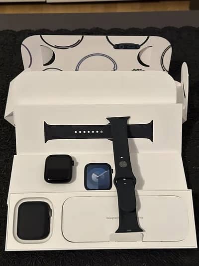 Apple Watch Series 9 (45MM) 0