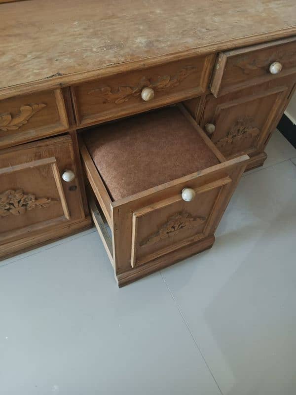 sold Wooden Dinning Table and Dressing Table 7