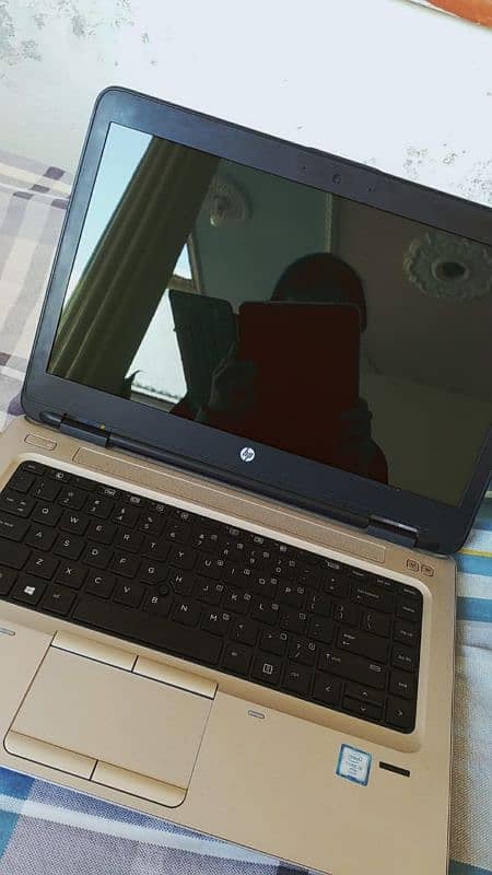 Hp Probook i5 6th Gen | 8-256ssd. 10/10 4