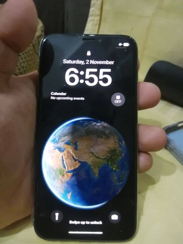 IPhone xs 64gb non pta urgent sal lena wala call kara 1