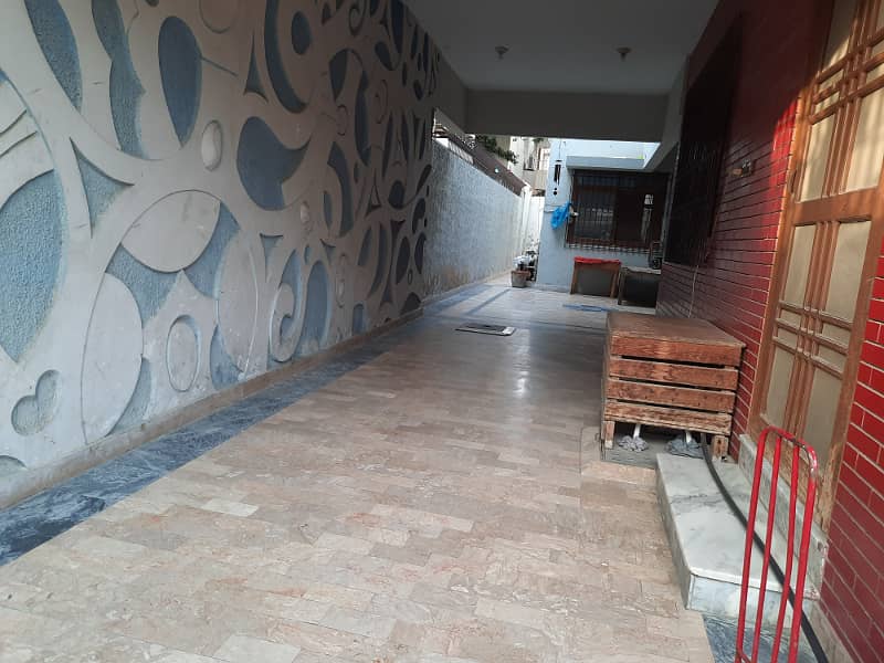 Investor Rate 400 Sq. Yards. West Open Bungalow Gulshan E Iqbal 9