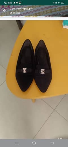 Clive  woman  coat shoes for sell clour black size 36