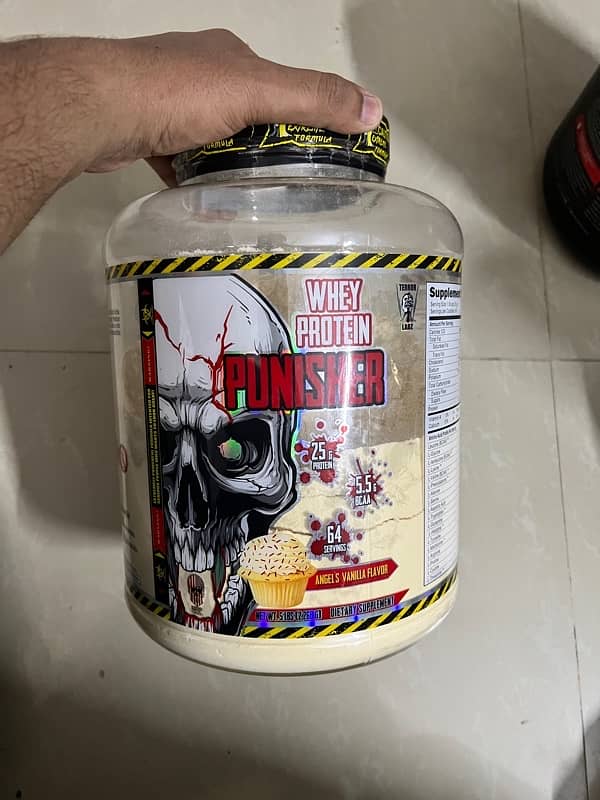 Whey Protein powder punisher vanilla flavour 5