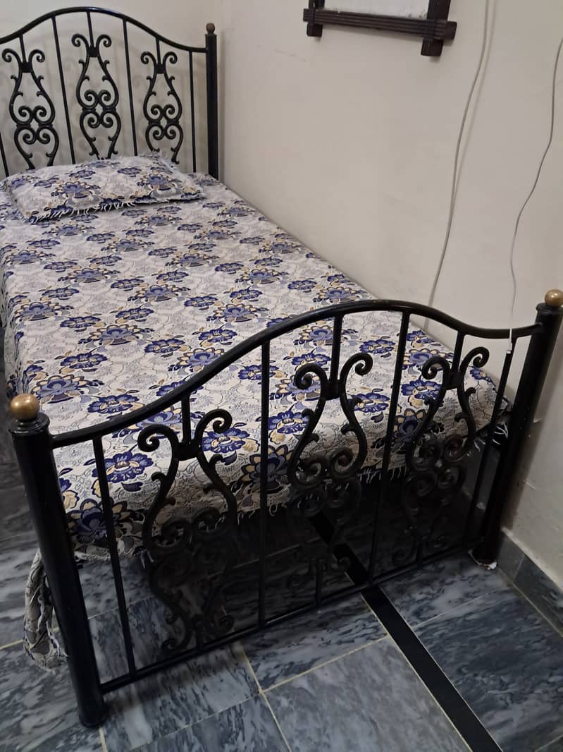 Wrought Iron Single Bed without Mattress with  Side Table, 5 x Table 1