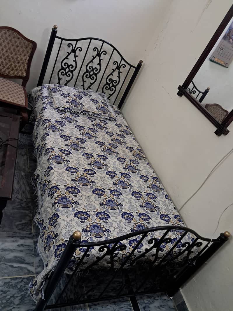 Wrought Iron Single Bed without Mattress with  Side Table, 5 x Table 2