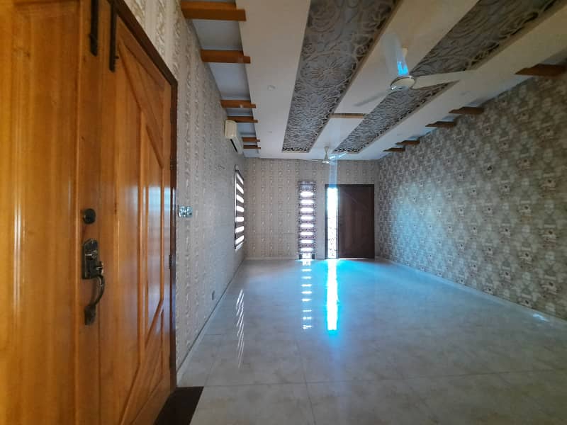 Newly Built 500 Yds Bungalow Gulshan-E-Iqbal Block 4 13