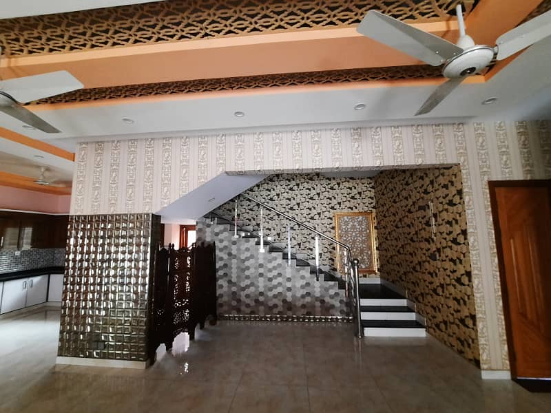 Newly Built 500 Yds Bungalow Gulshan-E-Iqbal Block 4 14