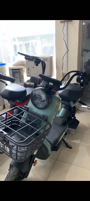 electri scooty 13