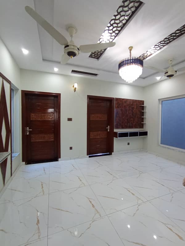 8 MARLA BRAND NEW HOUSE FOR SALE in FAISAL TOWN BLOCK A 35