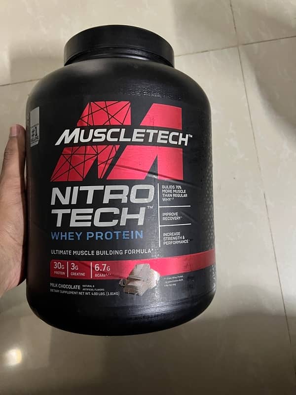 Whey protein Muscletech Nitro Tech milk chocolate 1