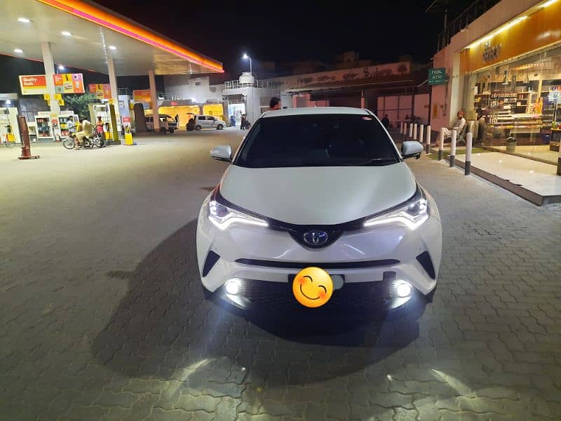 Toyota C-HR 2018 2