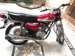 Honda 125 hai sale krna hai jis ko chye rbta kry