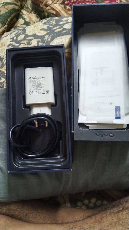 Vivo V21e 1