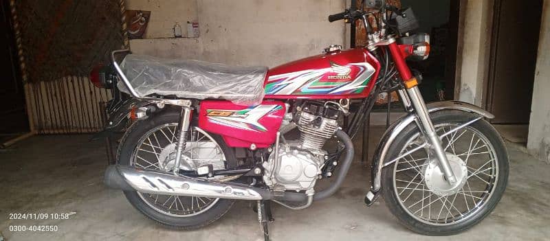 Honda 125 like brand new 1