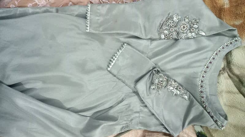 Silver maxi Condition new 1