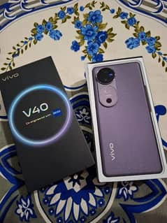 Vivo v40 just box sims nai daalin abhi takk