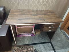 NEW OFFICE TABLE FOR SALE