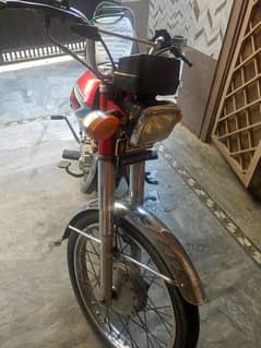 Honda CG 125 2018 model