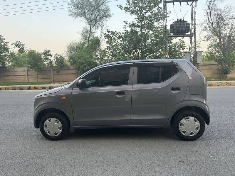 Suzuki Alto 2023 13