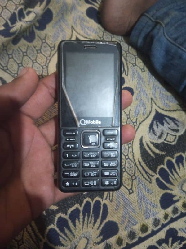 Q Mobile F6 0