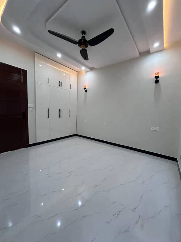 5 MARLA BRAND NEW HOUSE FOR SALE in FAISAL TOWN BLOCK C 19