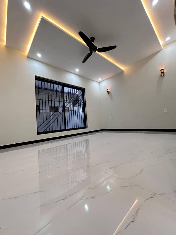 5 MARLA BRAND NEW HOUSE FOR SALE in FAISAL TOWN BLOCK C 22