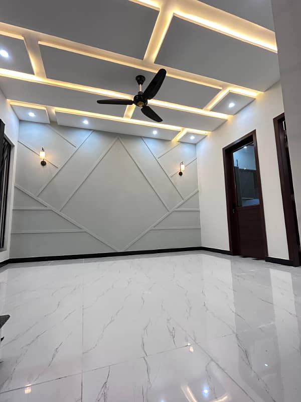 5 MARLA BRAND NEW HOUSE FOR SALE in FAISAL TOWN BLOCK C 32