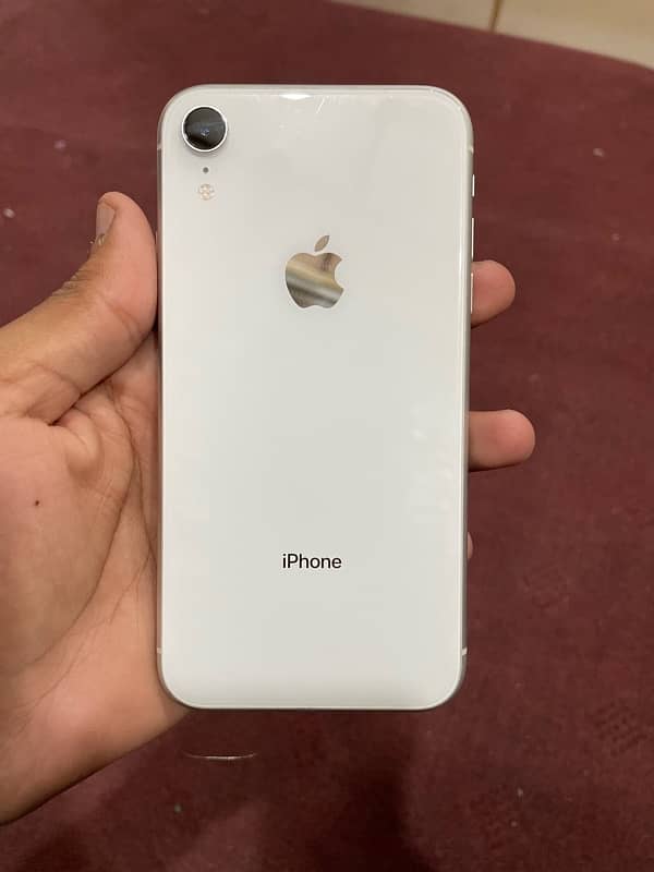 iPhone  xr 64 gb 1