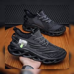 Men's Breathabli Spring Shoes (black) ships form Overseas