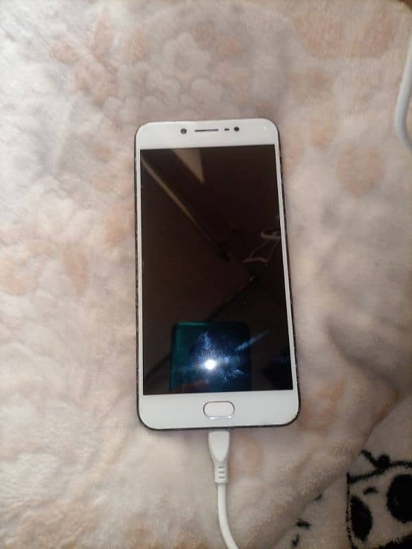 vivo y67 for urgent sell 0