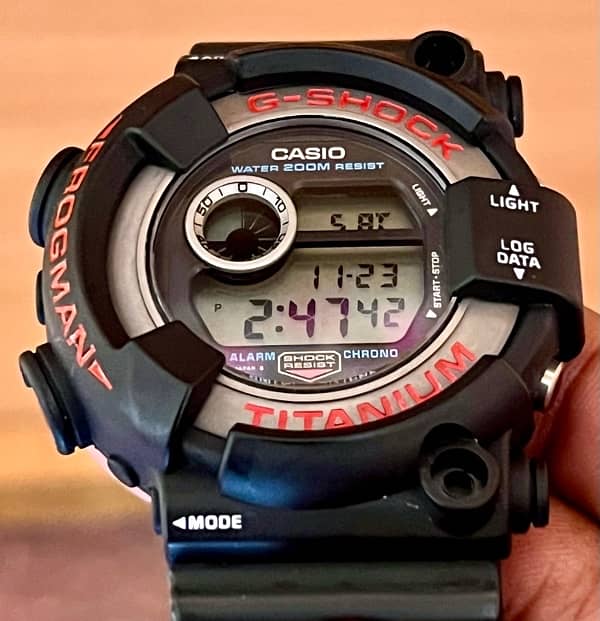 Casio G-Shock DW-8200-1A Frogman 6