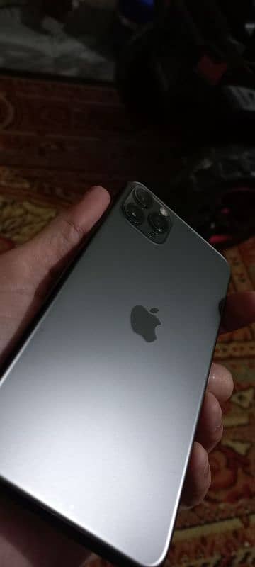 iPhone 11 pro Max 1