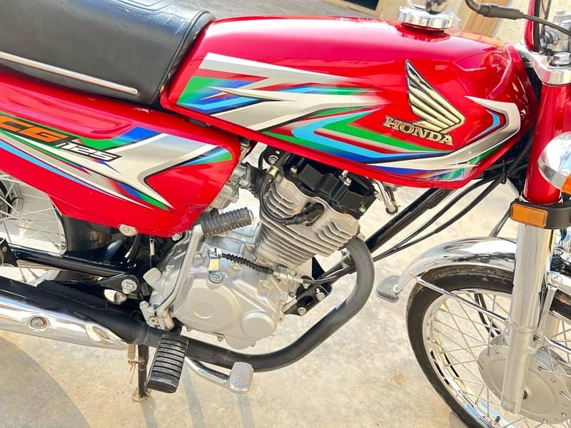 Honda 125 Modl 2023  neat& clean Dmnd 205’0000  Urgent sale 3