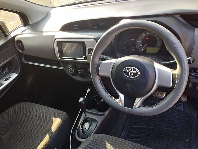 Toyota Vitz 2014 3