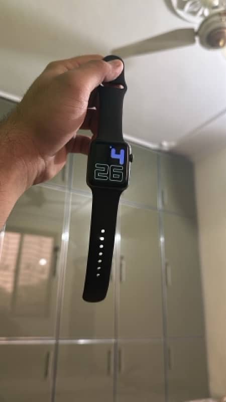 apple watch series 3 42mm gps 0