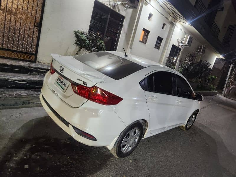 Honda city  ivtec1.2  auto  model 2023 btr  then  swift cultus 6